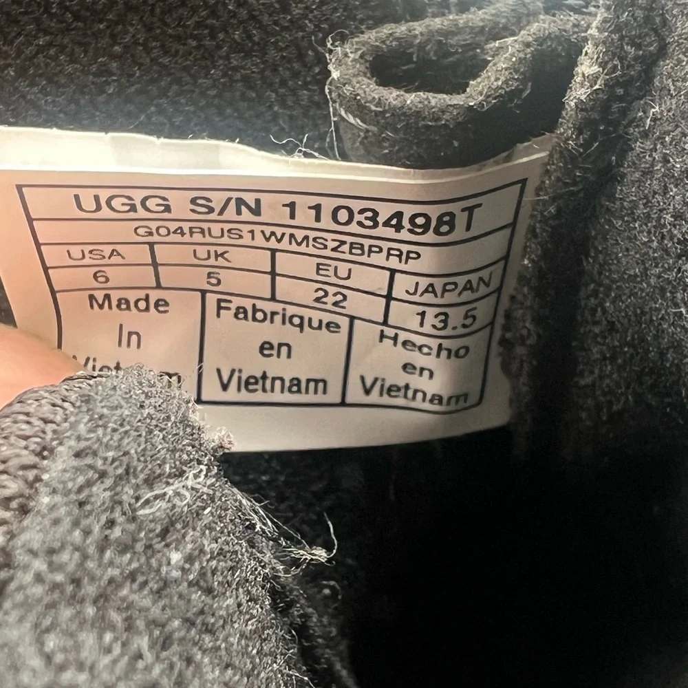 UGG Tabor Chukka Waterproof Black & Blue Snow Boots - Baby Toddler Size‎ 6